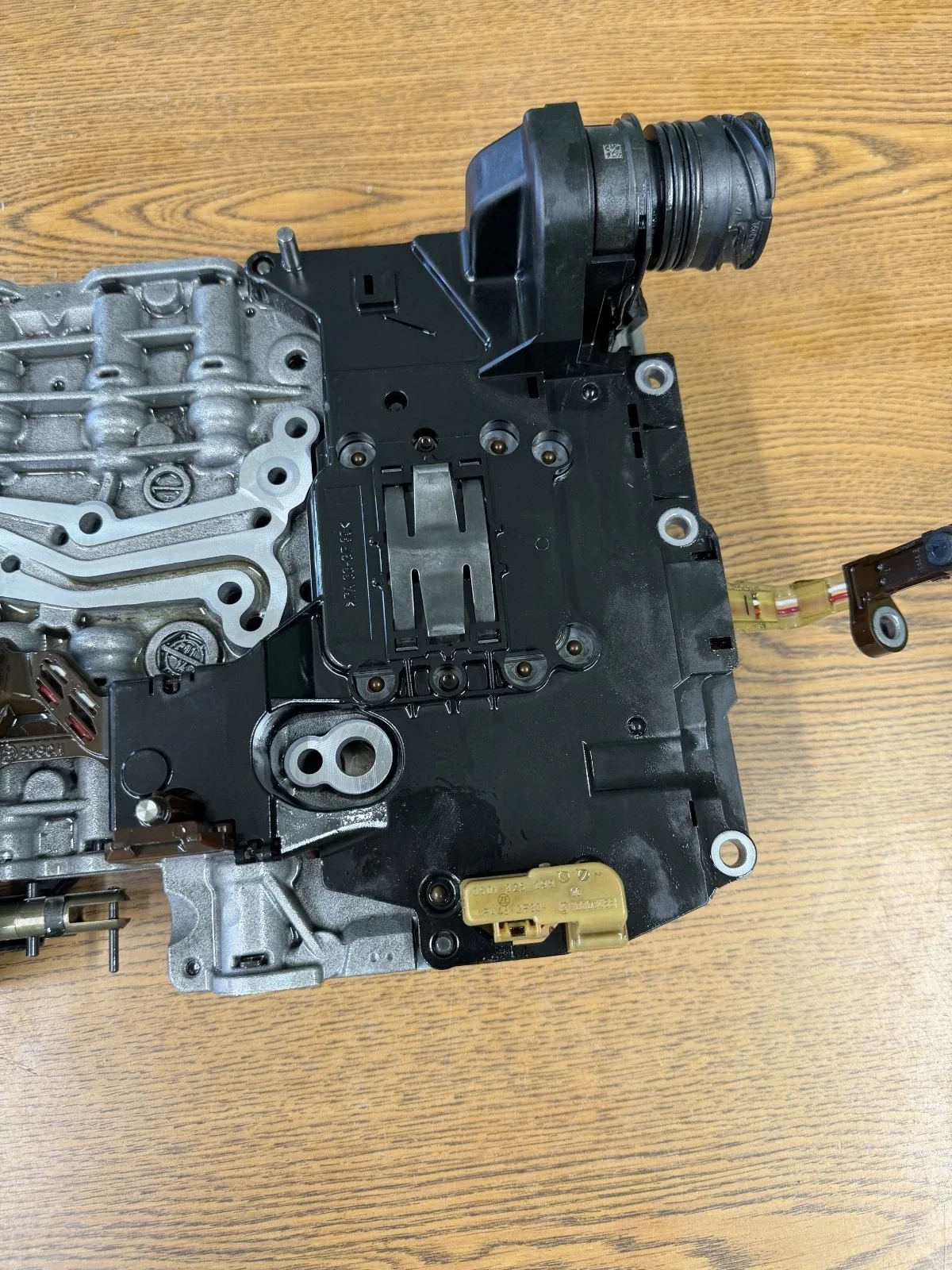 2015-2024 Maserati Ghibli Automatic Valve Body Mechatronic 673004343 image 3