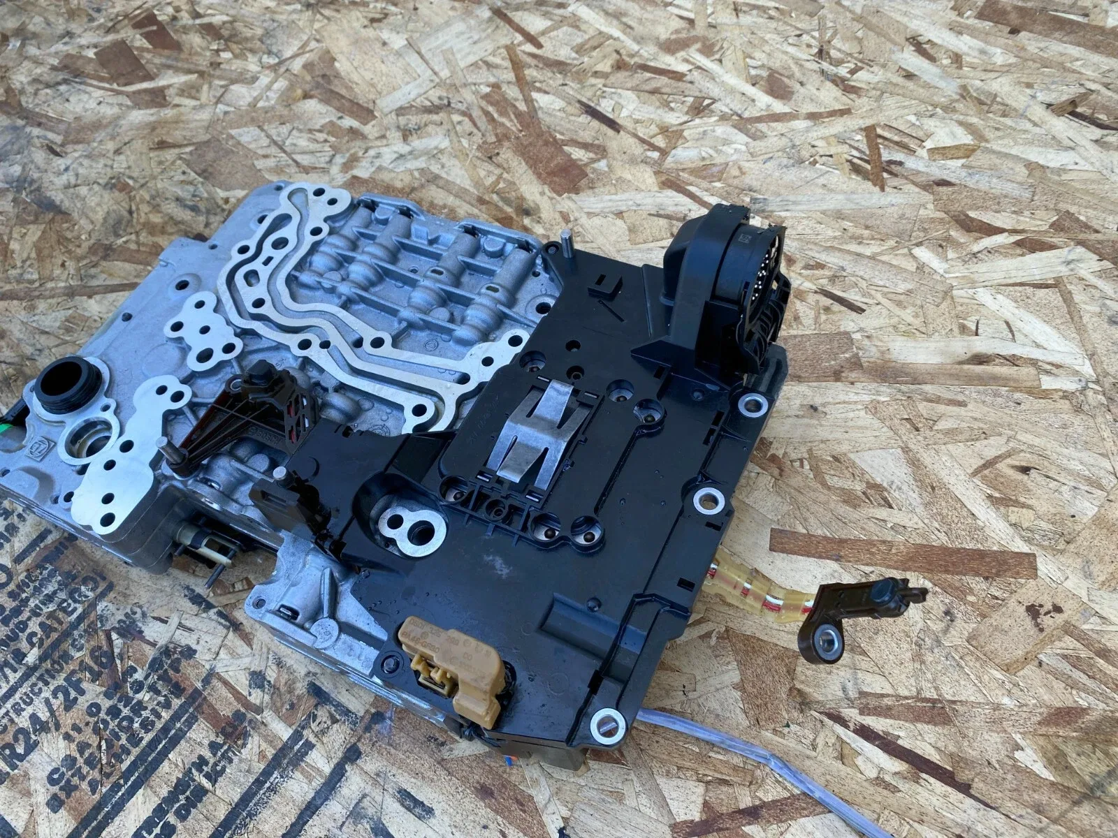 2013-2017 BMW 320i / 328i / 428i Automatic Transmission Valve Body Control Panel - MPN 4907857 image 3