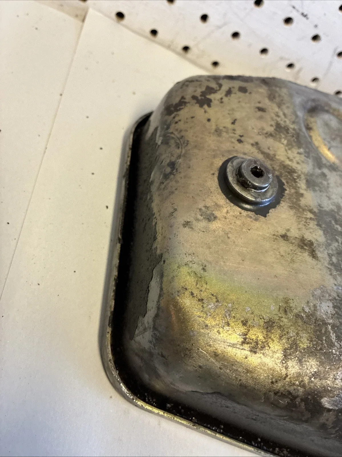 BMW E30 325i (M20) Automatic Transmission Oil Pan — MEYLE 3002411107 image 2