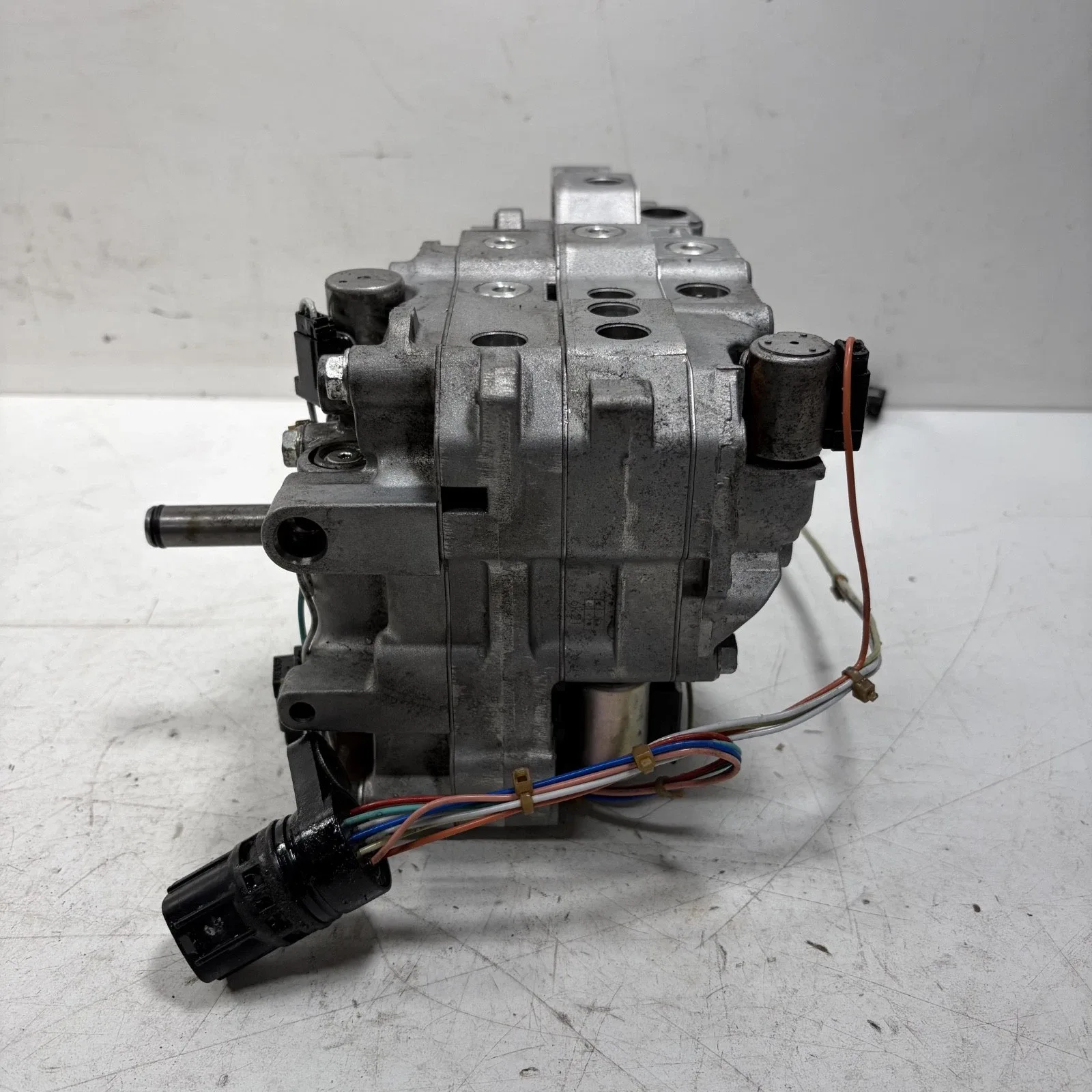 2013 Honda Accord CVT Valve Body 06270-5C4-305 image 3