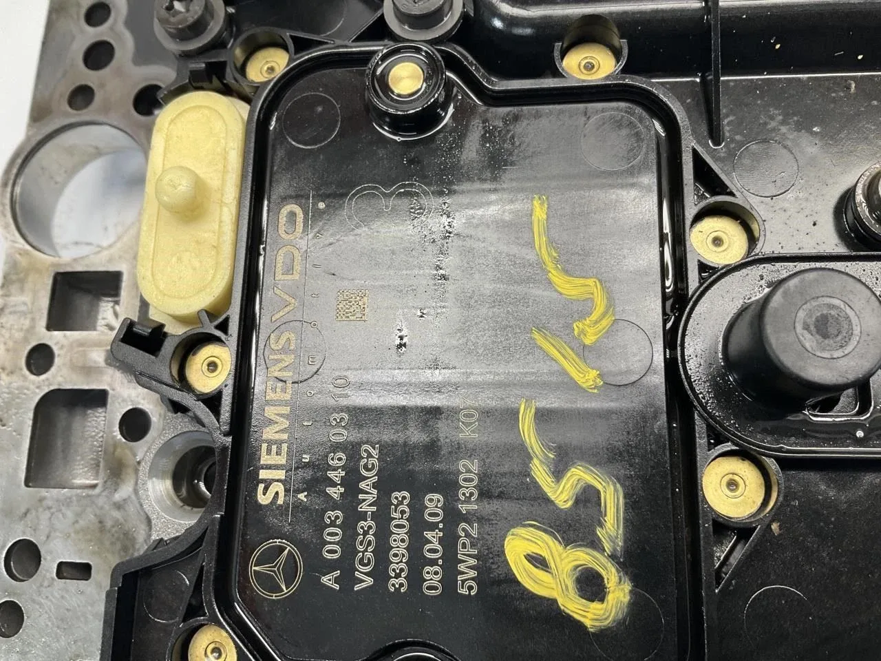 2012-2014 Mercedes-Benz C300 Transmission Valve Body B image 4