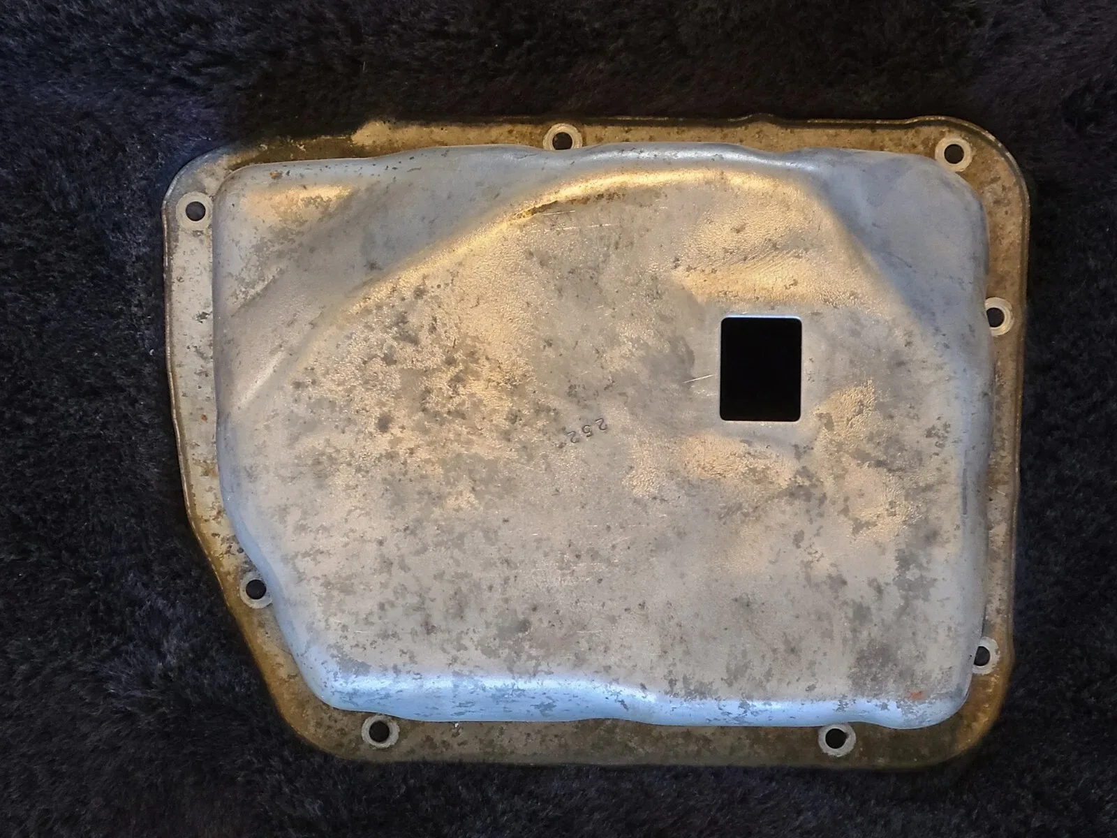 1997 Saturn S Series Transaxle Valve Body Pan Cover image 2