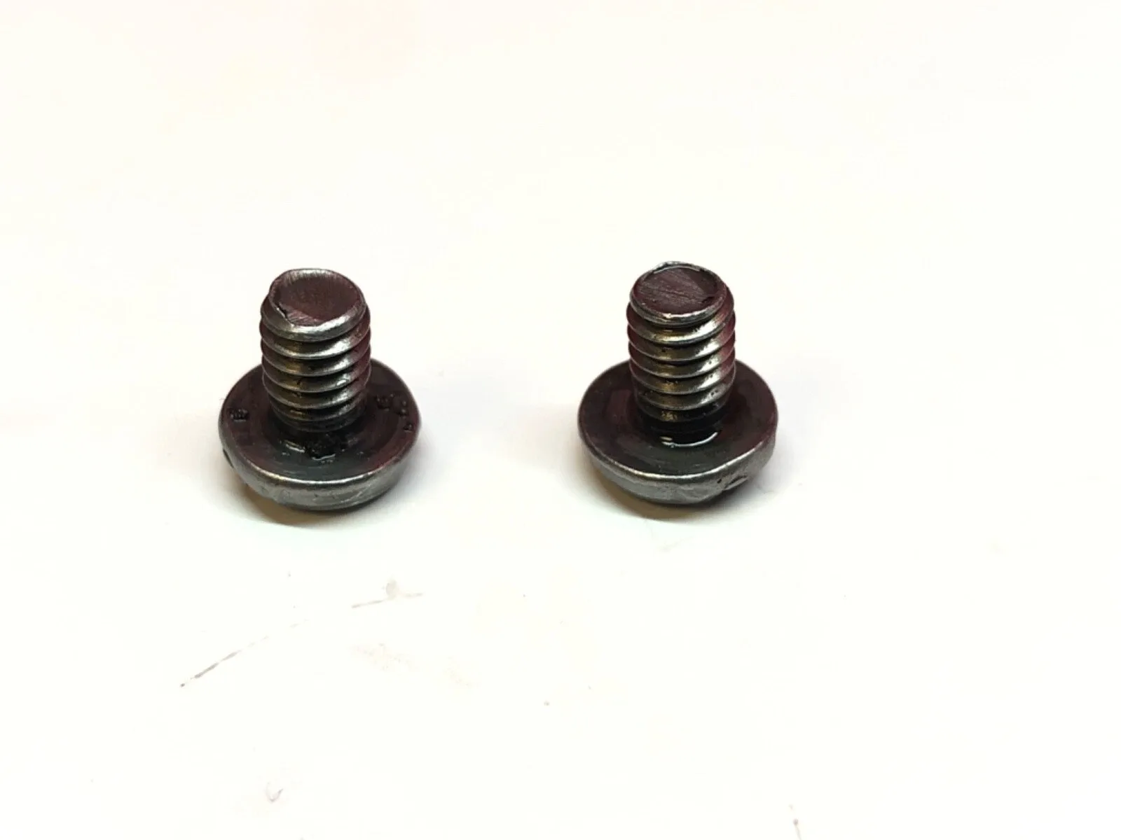 1966-1970 GM Powerglide Valve Body Fluid Filter Mounting Screw image 3