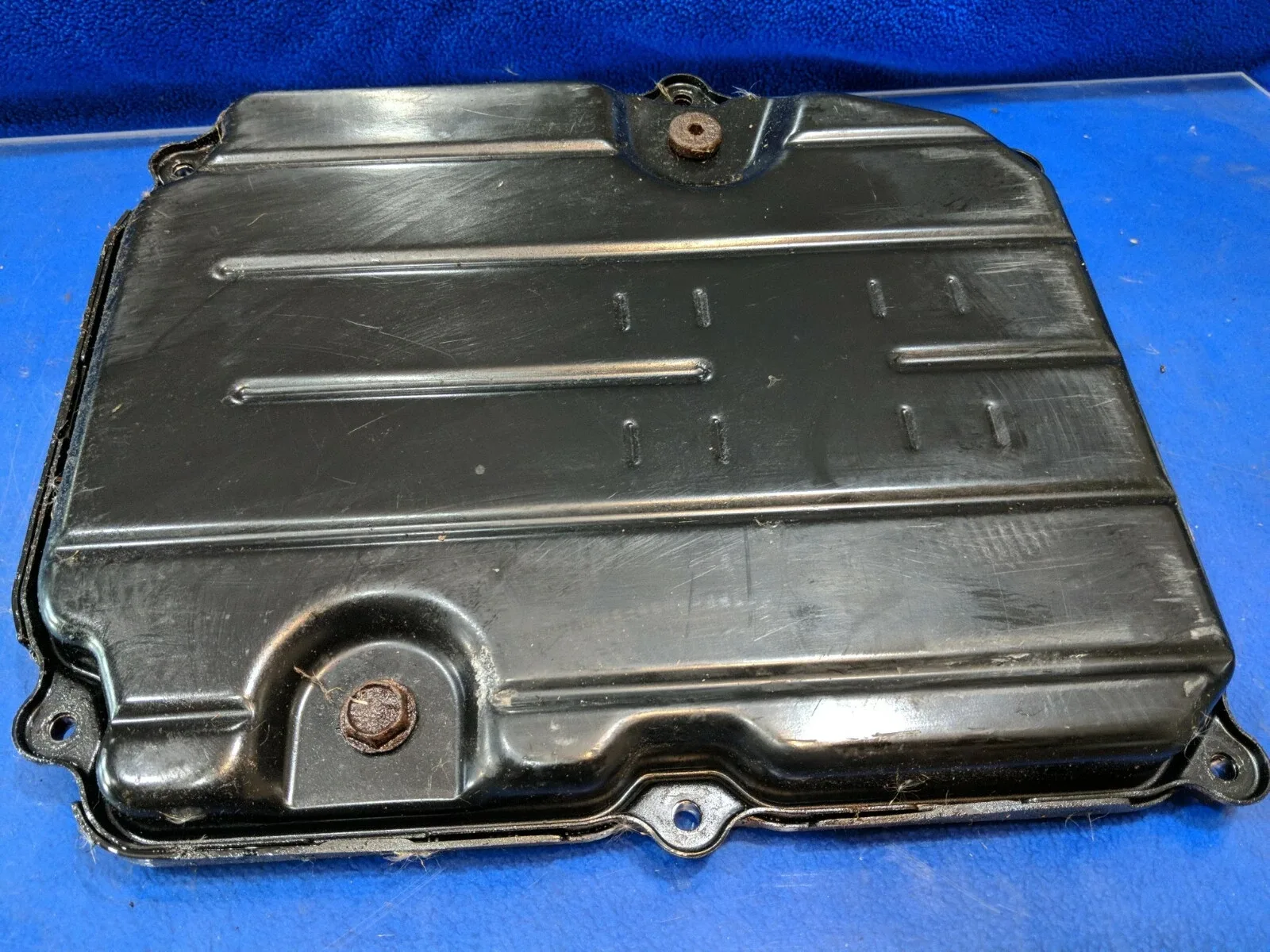2008 Lexus LS600hL Transmission Oil Pan OEM 35106-30280 image 2