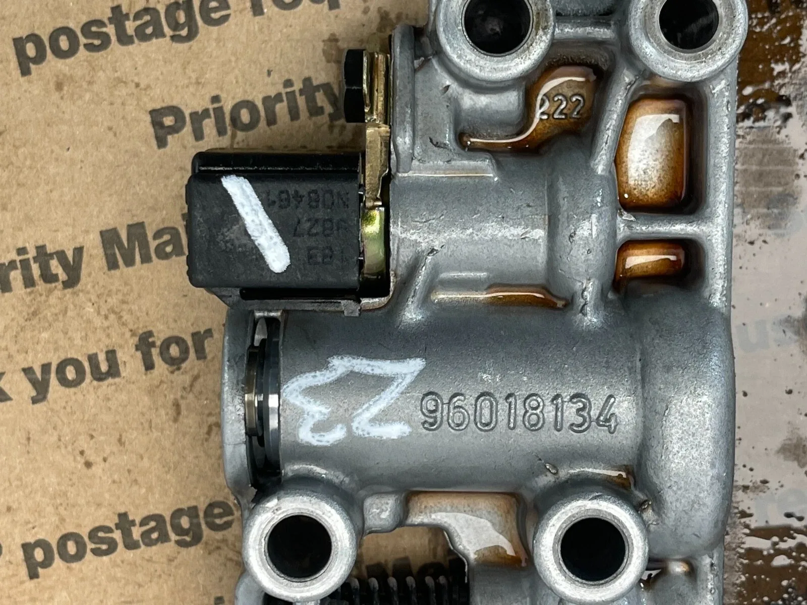 1999 BMW Z3 2.3 Valve Body (Conductor Plate) OEM 96018134 image 3