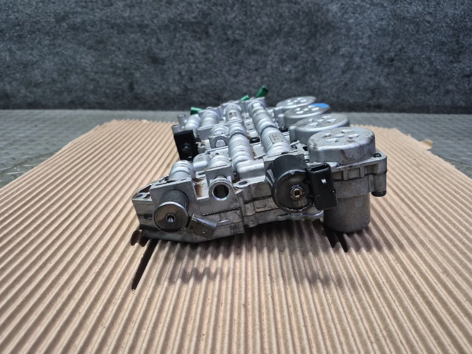 2004-2006 BMW E46 330Ci A5S 390R Transmission Valve Body Mechatronic 96023542 image 4