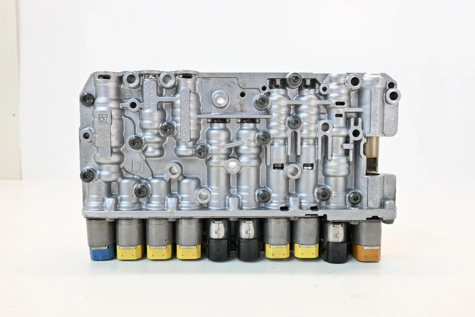 2019 Land Rover Range Rover / Discovery / Evoque S Automatic Valve Body LR123898 image 3