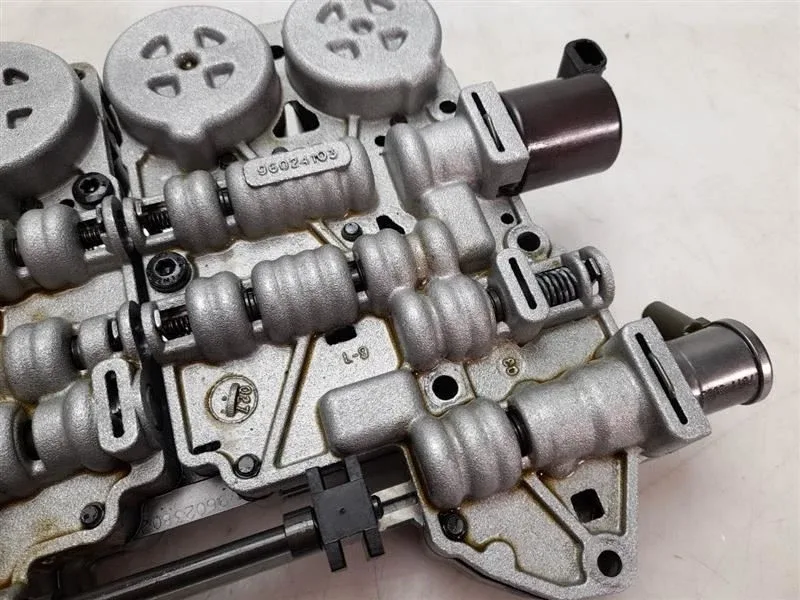 2004 BMW E46 3.0 Valve Body / Mechatronics 24307521362 (330ci/330i/330xi) image 3