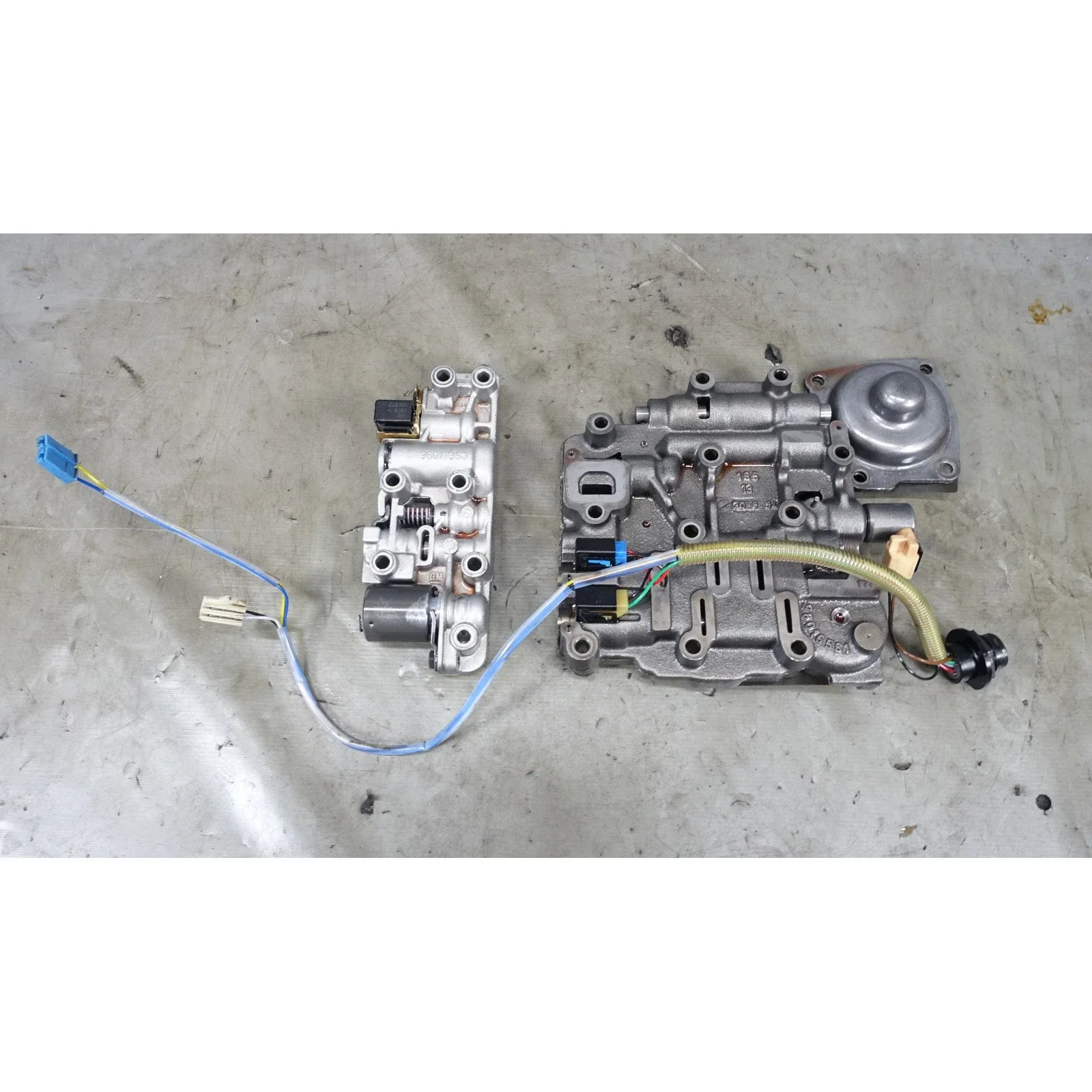 1991-1997 BMW E36 / Z3 / E39 Automatic Transmission Valve Body - 24357537061