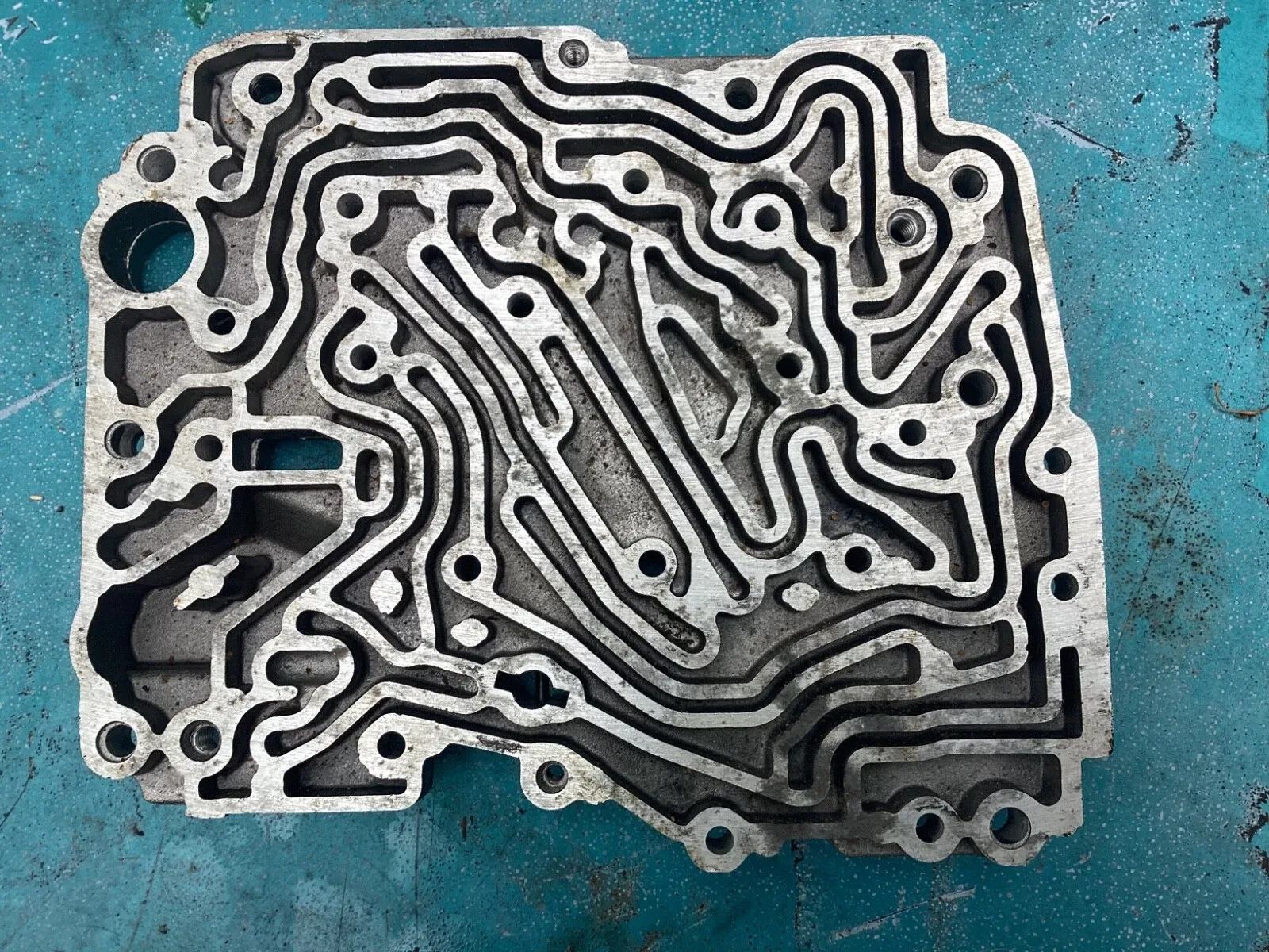 1970 Ford C4 Valve Body Lower Half (OEM Used) D1MP image 3