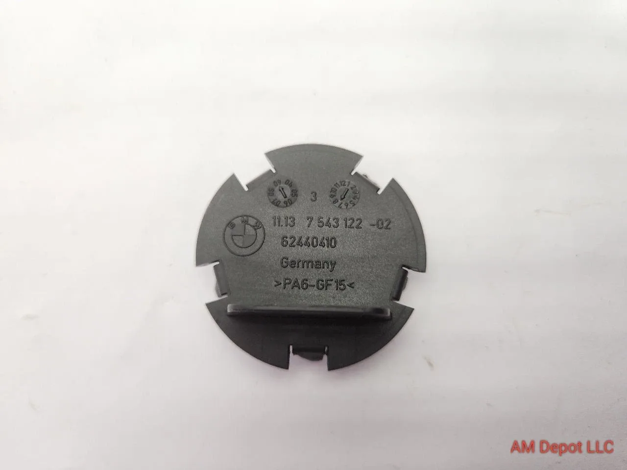 2010 BMW Torque Converter Bolt Access Cap / Cover - MPN 11137543122