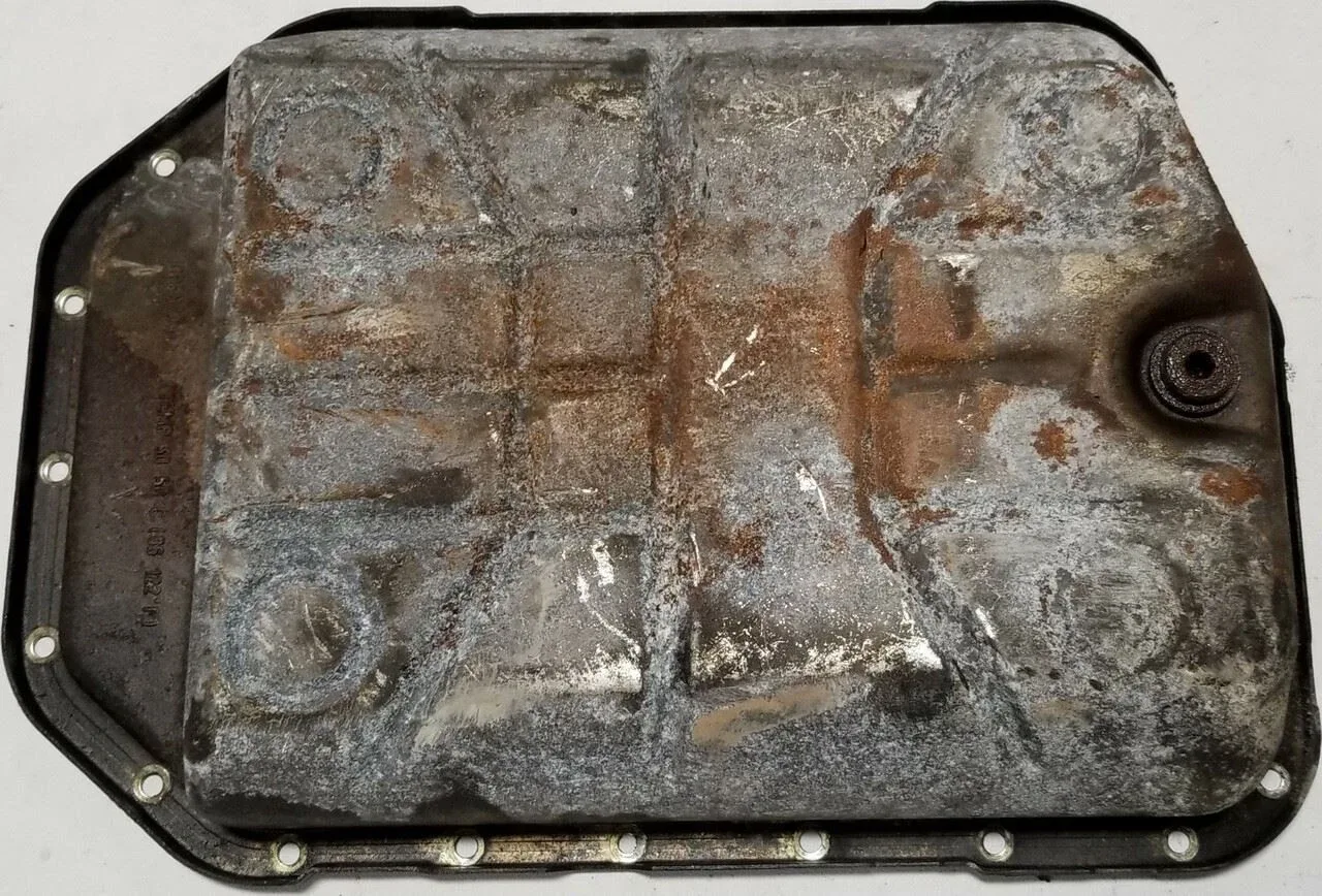 1998 99 00 01 02 2003 JAGUAR XJ8 XK8 AUTO TRANSMISSION OIL PAN ZF 5HP-24