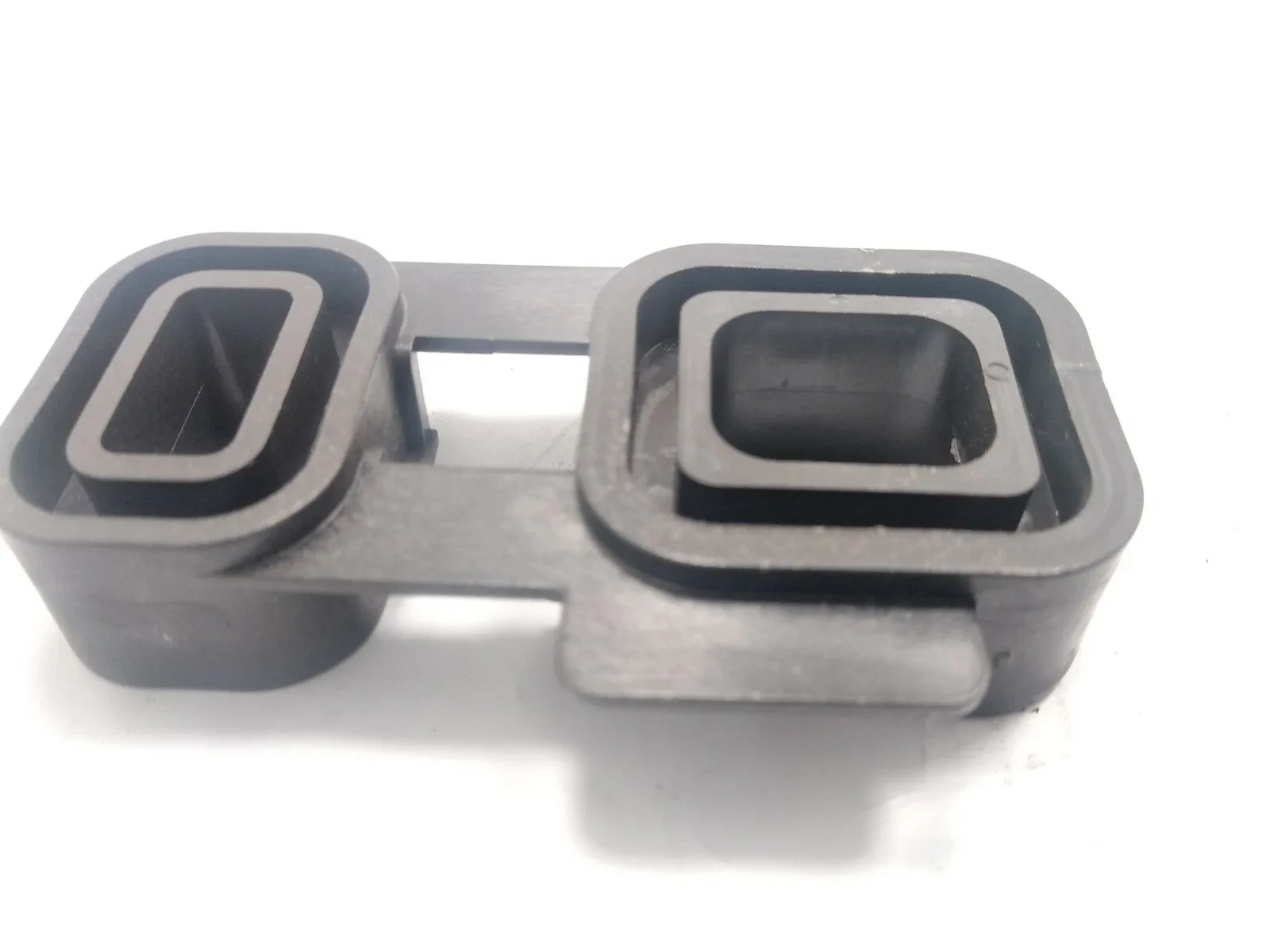 Pump-to-Valve-Body Support Grommet for 6R60/6R80/ZF6HP26 - 0501-215-718
