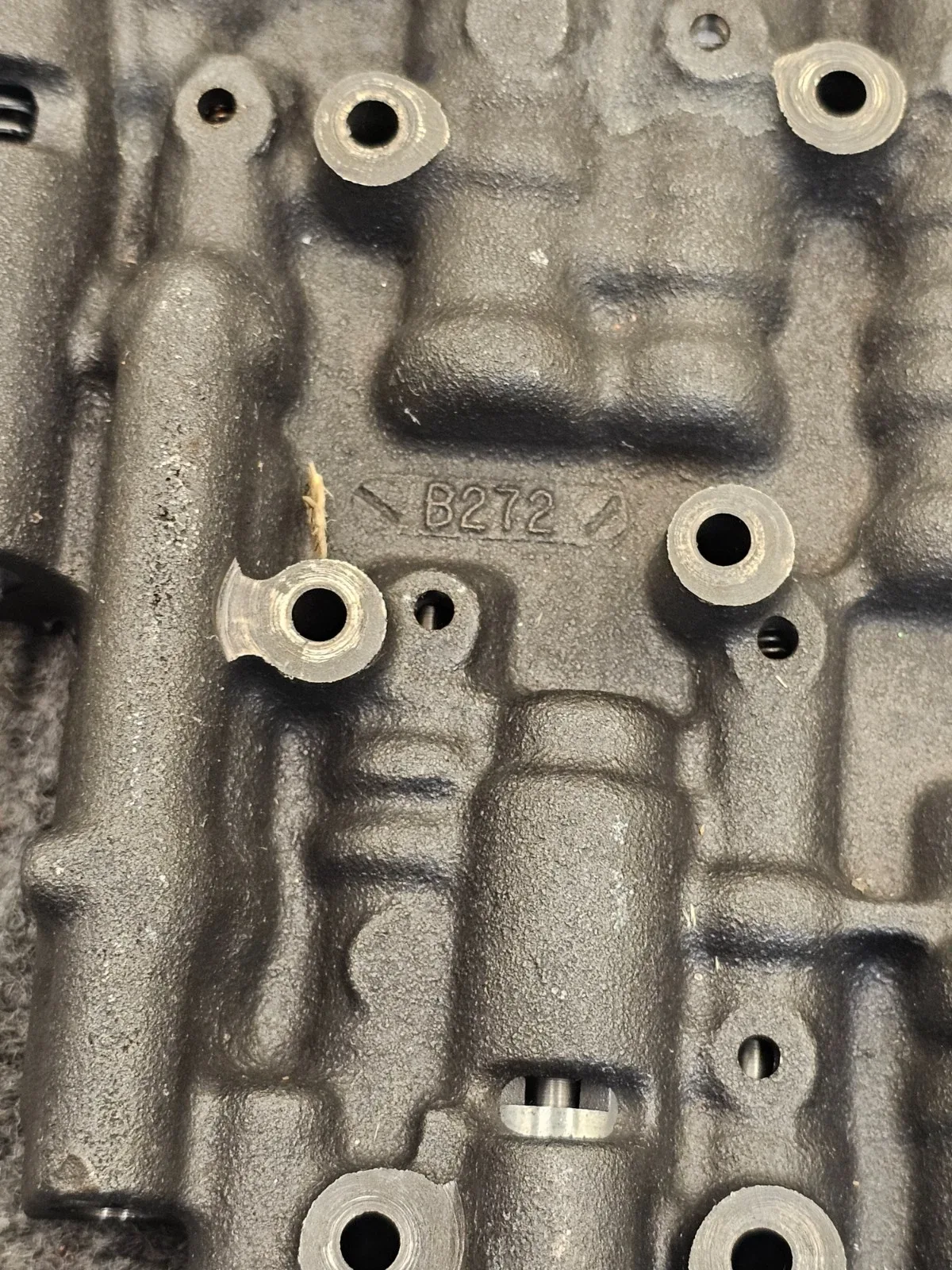 GM Automatic Transmission Valve Body D22 7531 B272 image 4