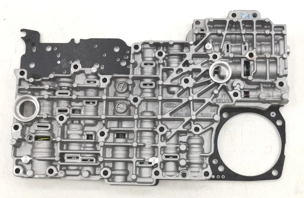 2009-2010 Ford Explorer Valve Body 9L2Z-7A100-B (5R55S Automatic)