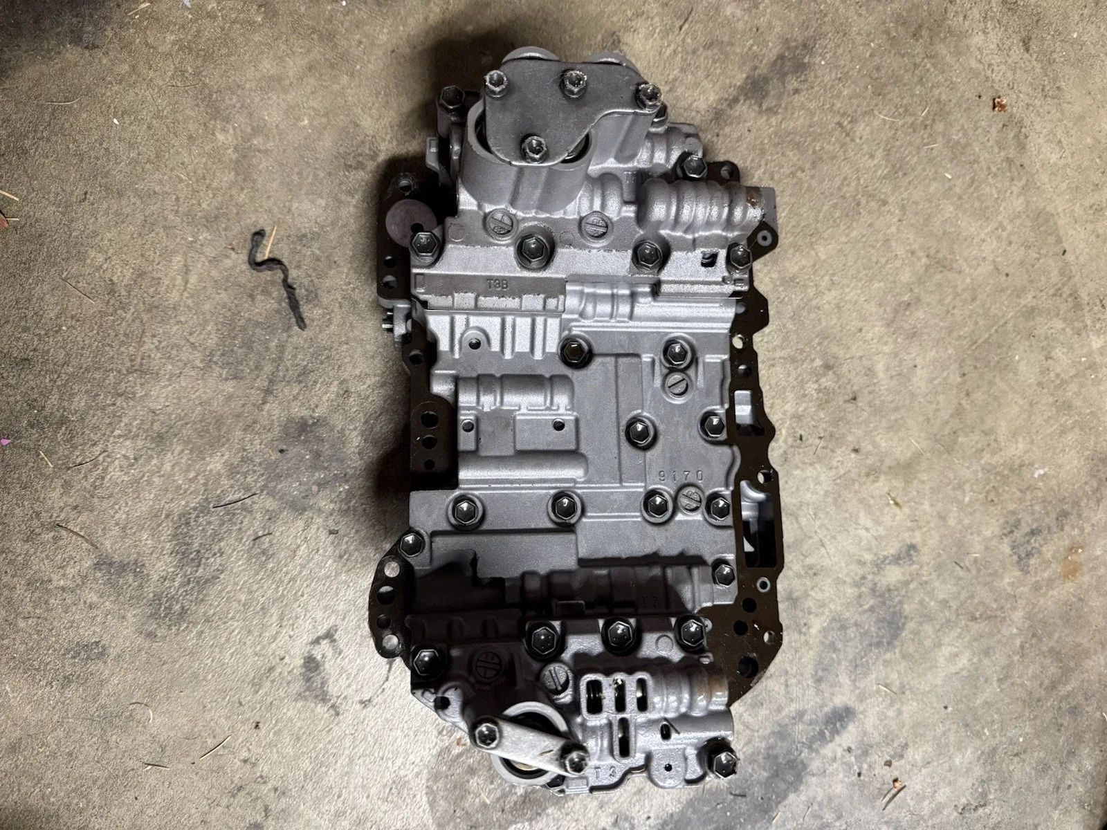 2007-2010 Mini Cooper S (R56) GW6F21WA Valve Body MPN 24347551103 image 2