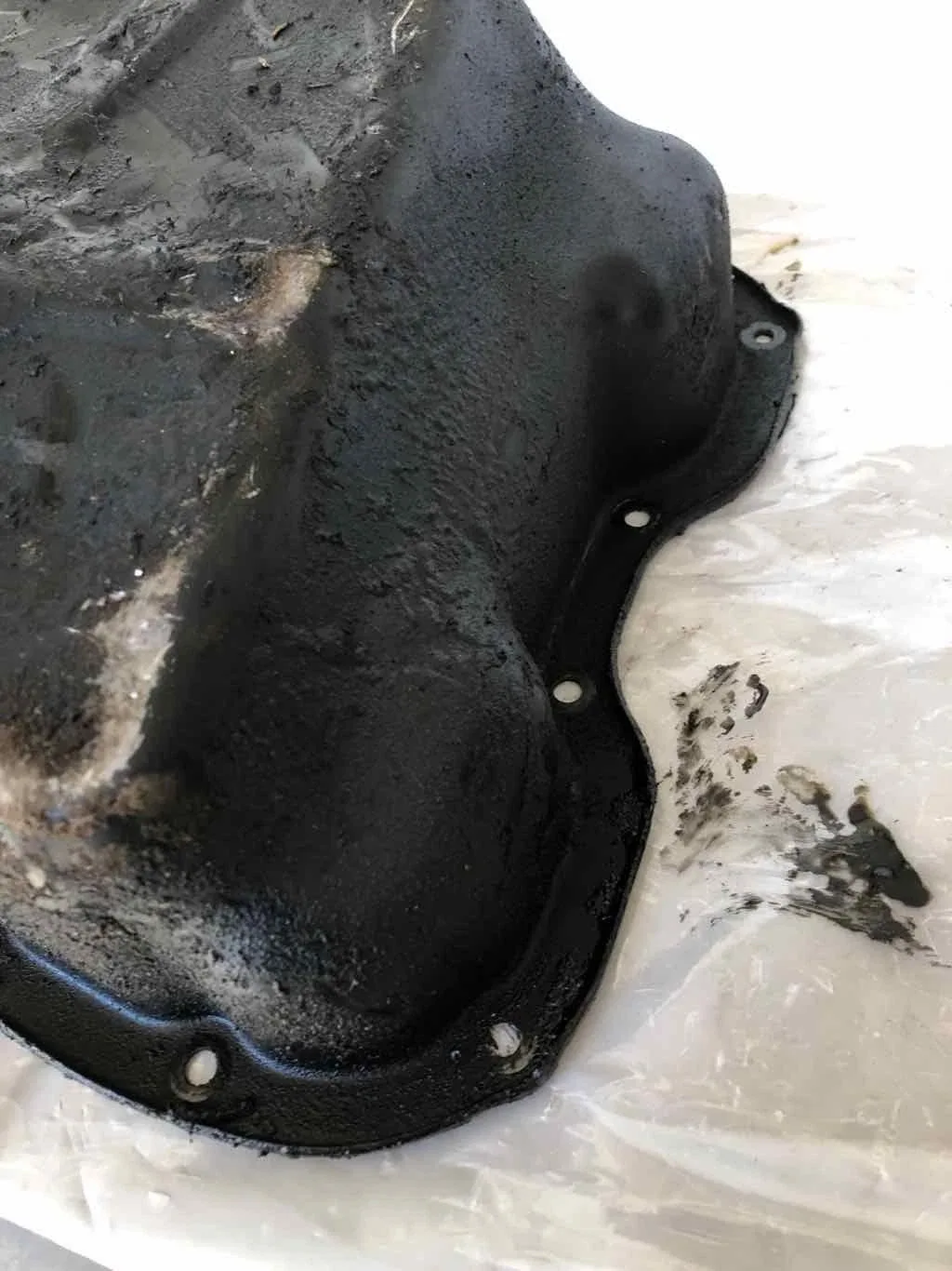2002 - 2006 JEEP LIBERTY Automatic Transmission Oil Pan 3.7L SOHC 4WD 45RFE OEM image 4