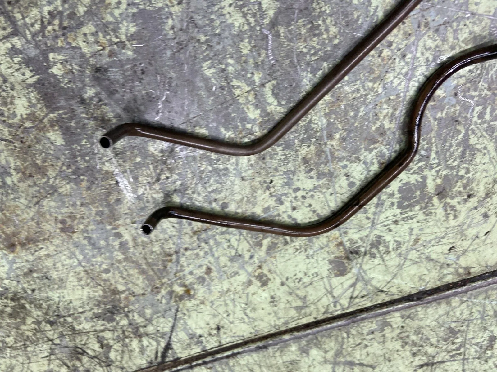 1989-1994 Geo Metro Automatic Transmission Valve Body Crossover Tubes image 4