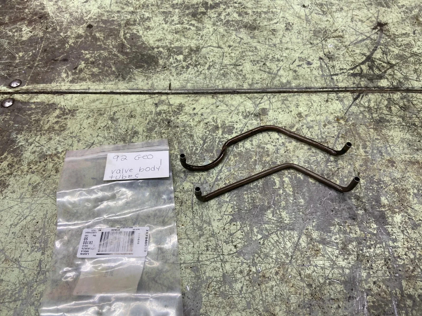 1989-1994 Geo Metro Automatic Transmission Valve Body Crossover Tubes