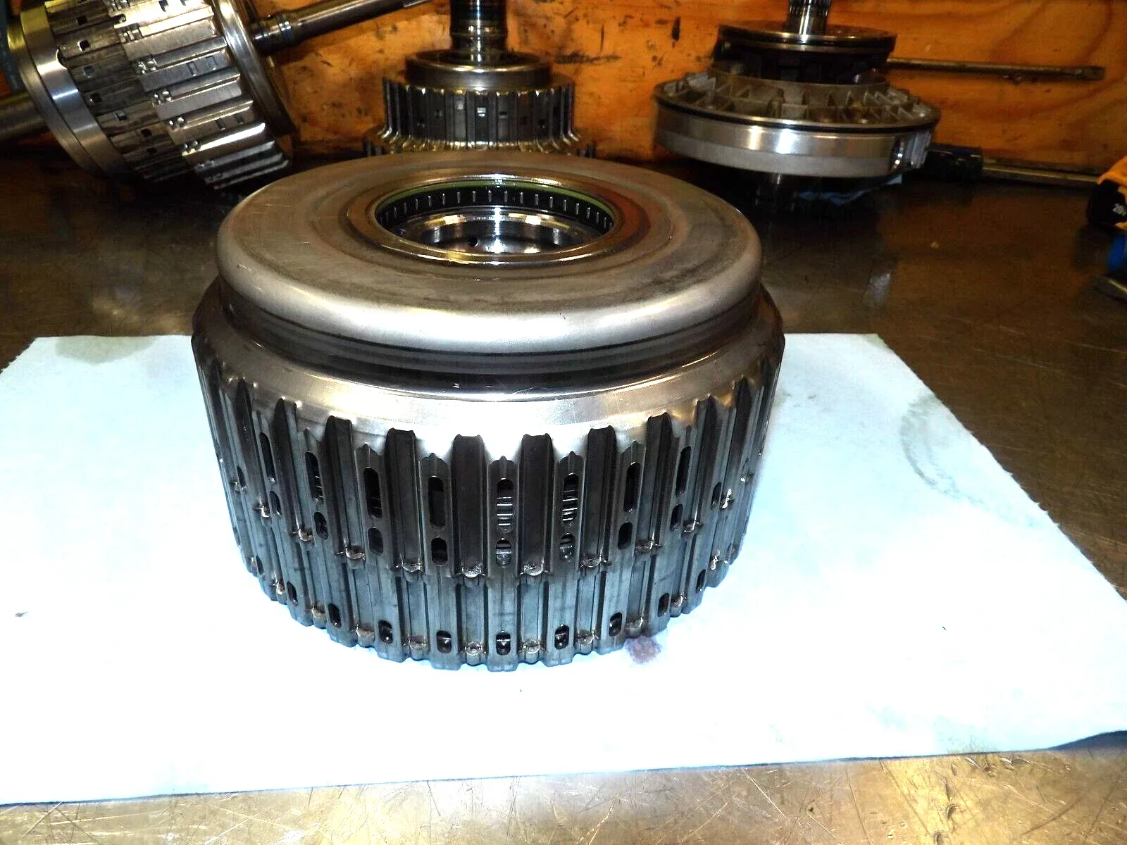 Chevy-  6L80  Automatic Trans  "  1234/35 Reverse Clutch Drum  "  Very Good  120 image 2