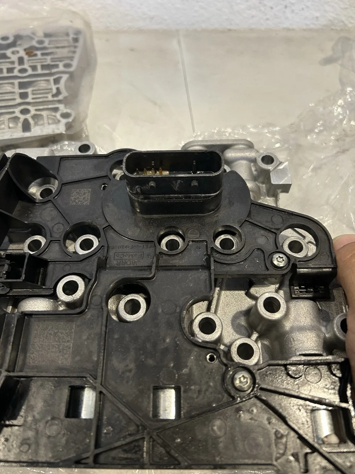 Ford 6F35 Transmission Valve Body w/ Solenoids for Taurus Escape Fusion Explorer image 2
