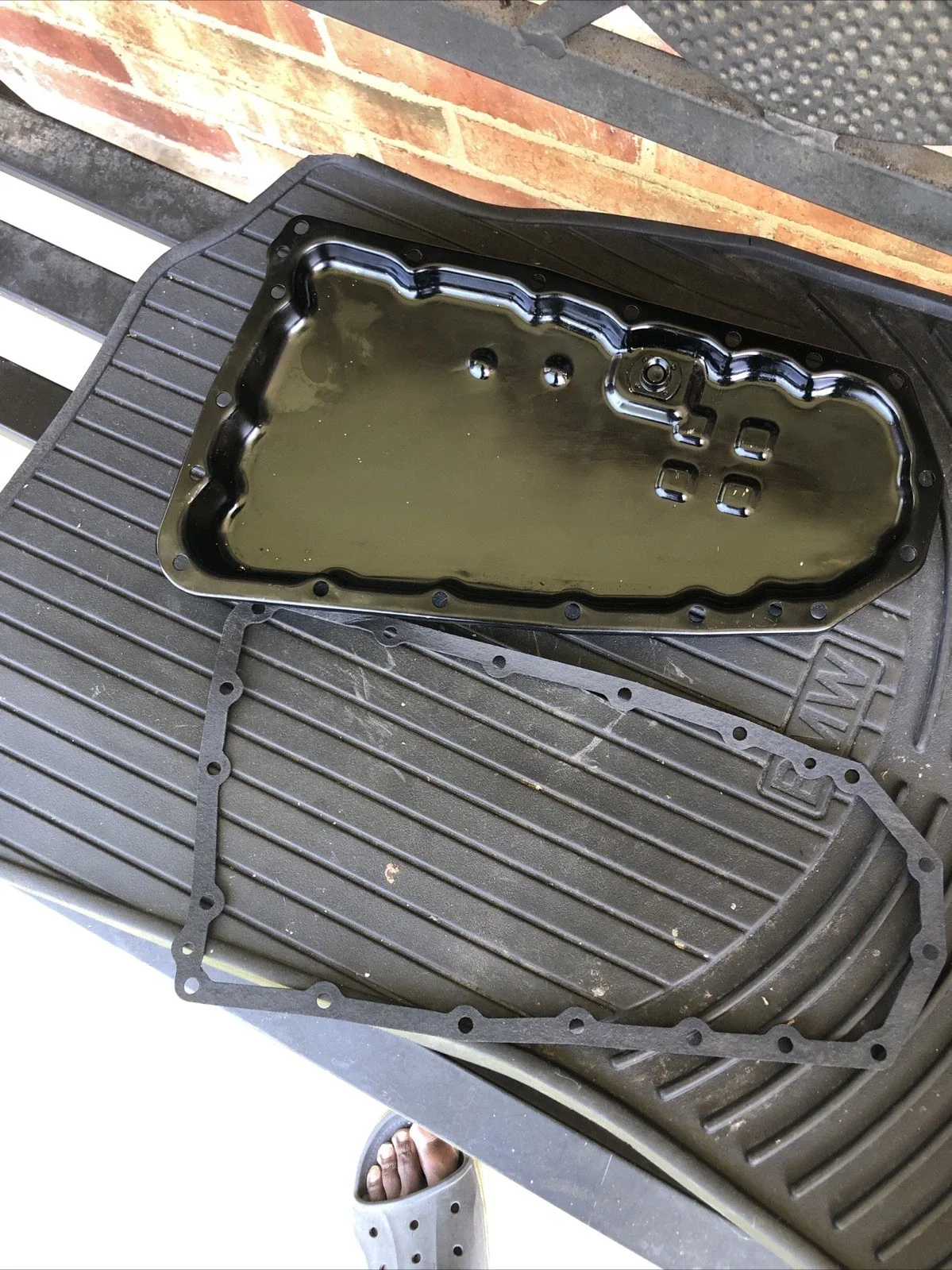 2011-2017 Outlander Sport Transmission Pan & Gasket - Dorman 265-845 / 313901XF00 image 2