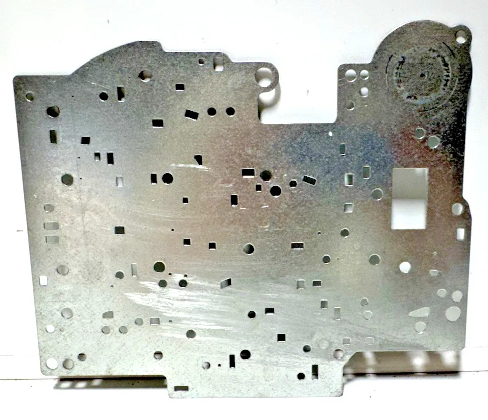 1982-1993 GM TH700-R4/4L60 Valve Body Separator Plate OEM 37989 image 3