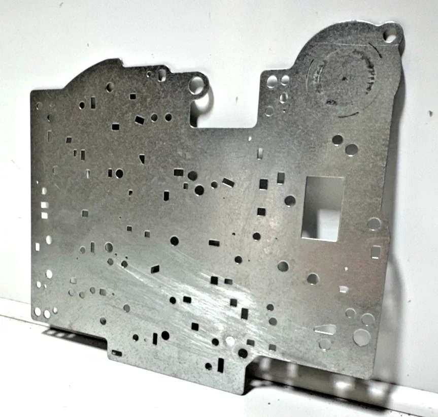 1982-1993 GM TH700-R4/4L60 Valve Body Separator Plate OEM 37989 image 4