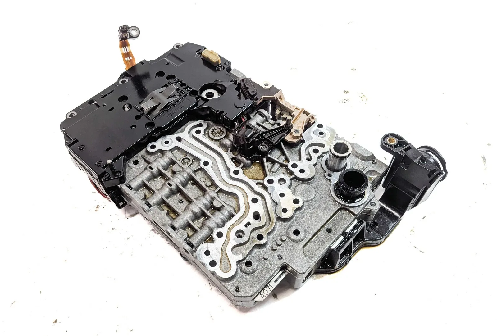 2013-2017 Audi Q5 2.0L AWD 8-Speed NTB Automatic Transmission Valve Body A071 image 2