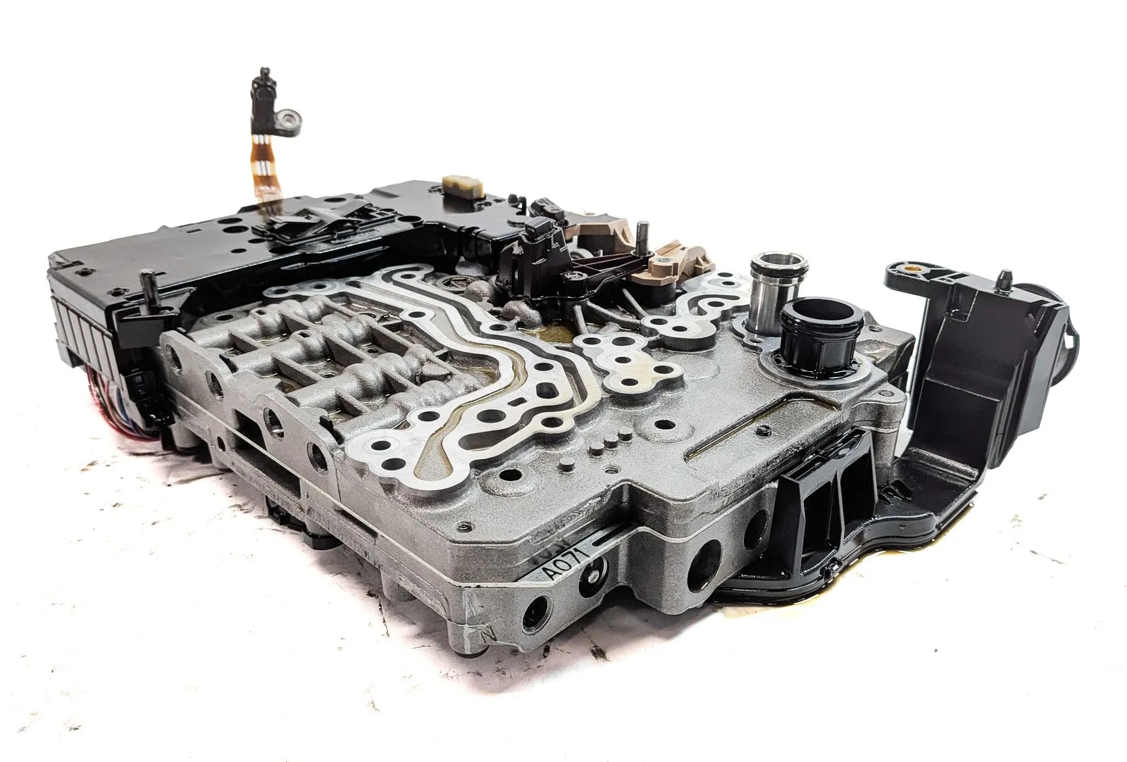 2013-2017 Audi Q5 2.0L AWD 8-Speed NTB Automatic Transmission Valve Body A071