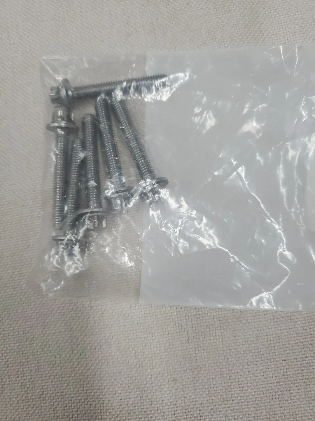 Mercedes-Benz C230 C280 C300 Transmission Oil Pan Bolt MER-0049903512