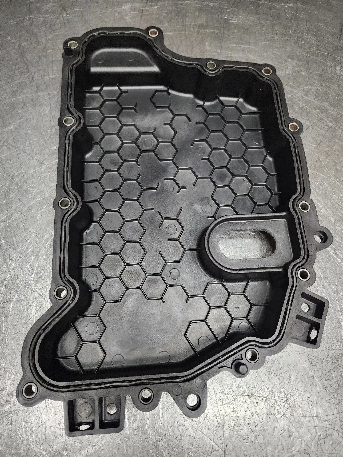 Automatic Transmission Oil Pan GM 6T30/6T40/6T45/6T50 — 144765 / D46766A image 2