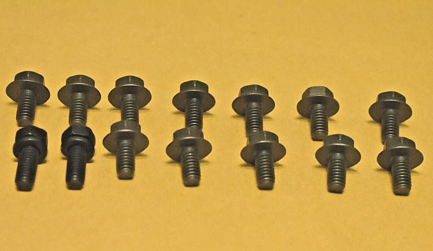 GM Chevrolet Powerglide Transmission Oil Pan Bolt Kit With Console 14 Bolts