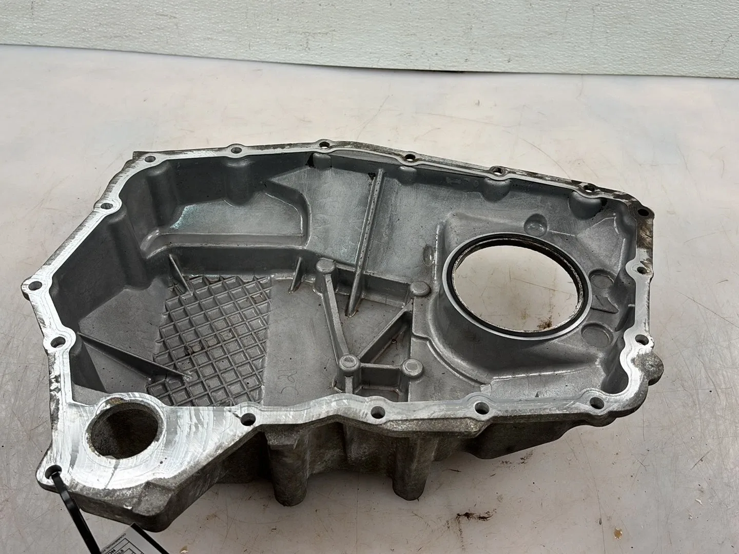 2011 Chevrolet Impala 3.5L FWD Automatic Transmission Side Cover Pan 24211956