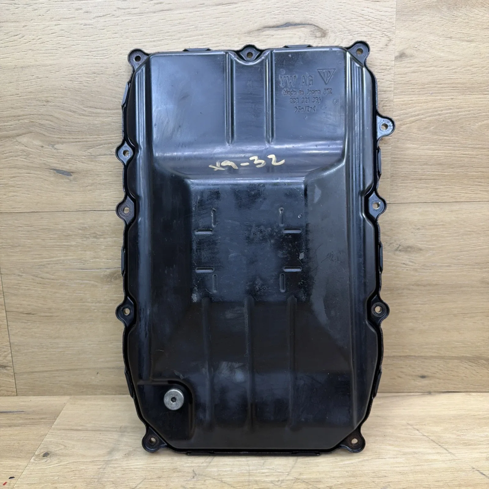 2011-2018 Porsche Cayenne 958 Automatic Transmission Oil Pan Housing - 958-321-361-00