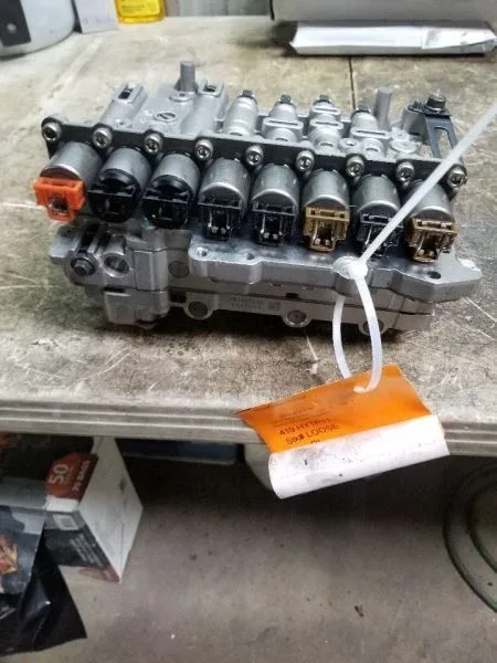 2011 Hyundai Sonata 6-Speed Valve Body w/ Solenoids - Part 419 image 2
