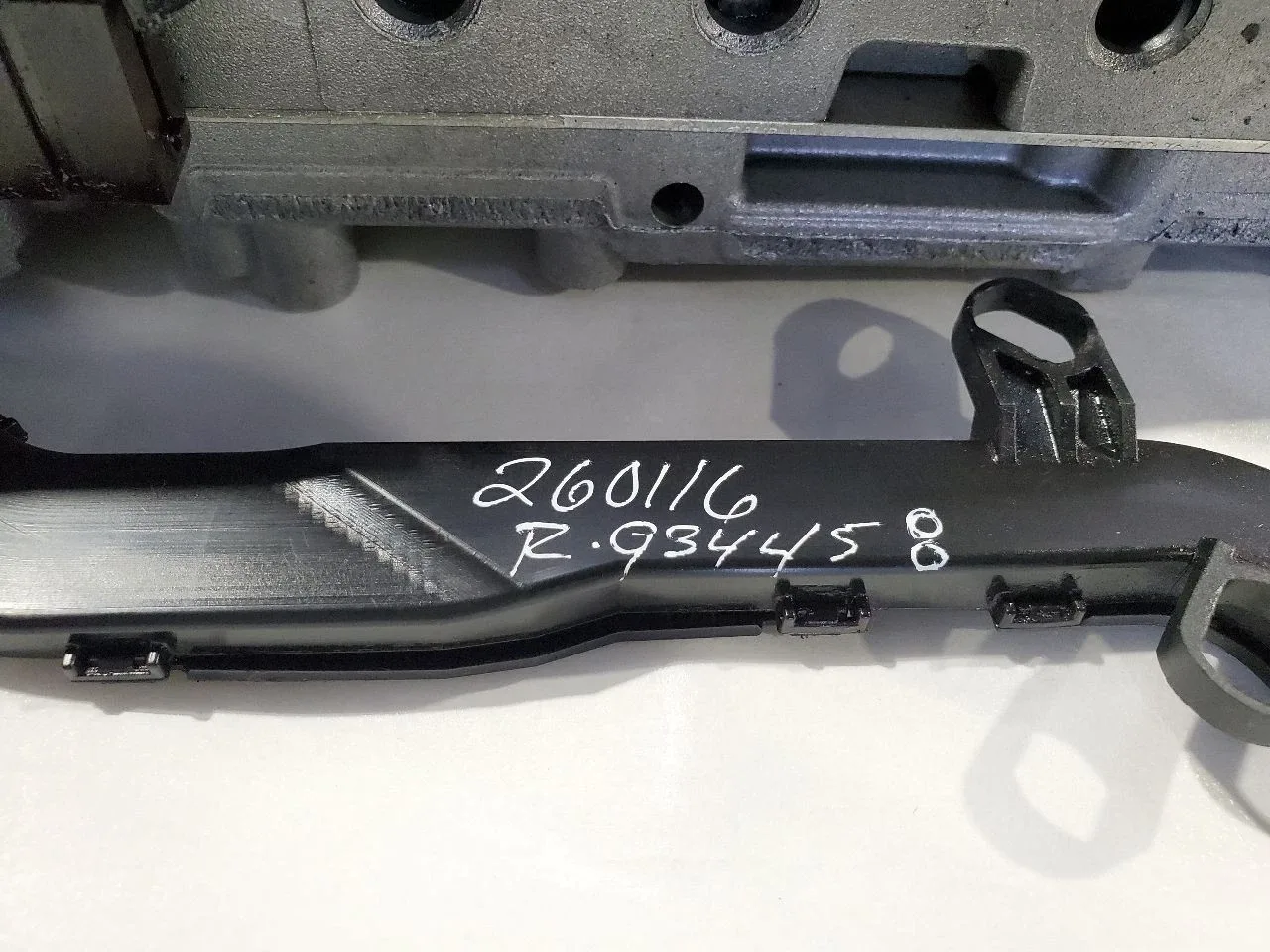 2014 Audi A7 Transmission Valve Body MPN 3678741 image 2
