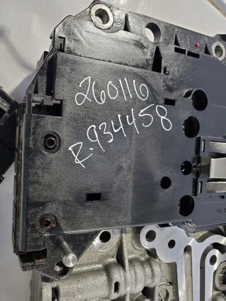 2014 Audi A7 Transmission Valve Body MPN 3678741 image 3