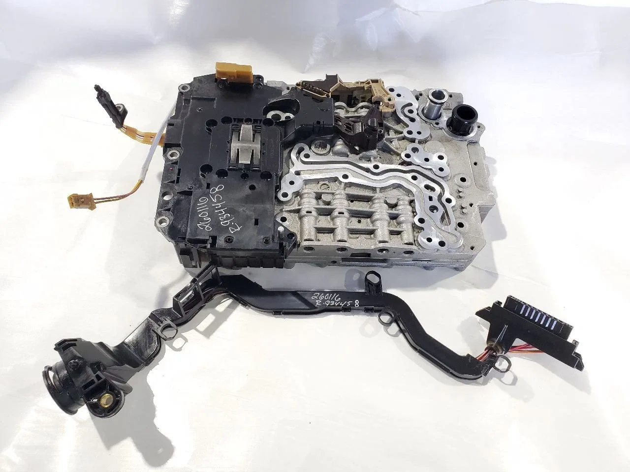 2014 Audi A7 Transmission Valve Body MPN 3678741 image 4