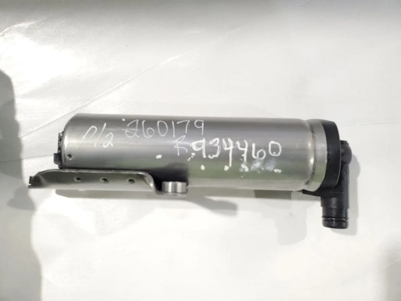 2022 Stelvio OEM Transmission Valve Body With Hydraulic Pump 2.0L 1102427144 image 2
