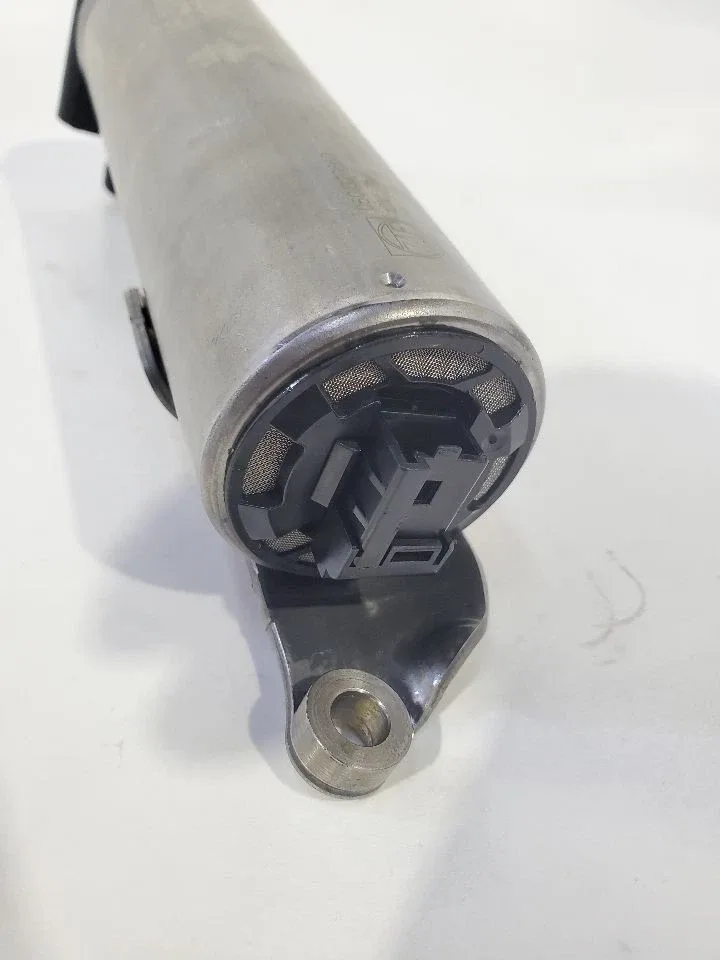 2012-2018 BMW 428i Mechatronic Transmission Valve Body with Oil Pump - MPN 3180717 image 4