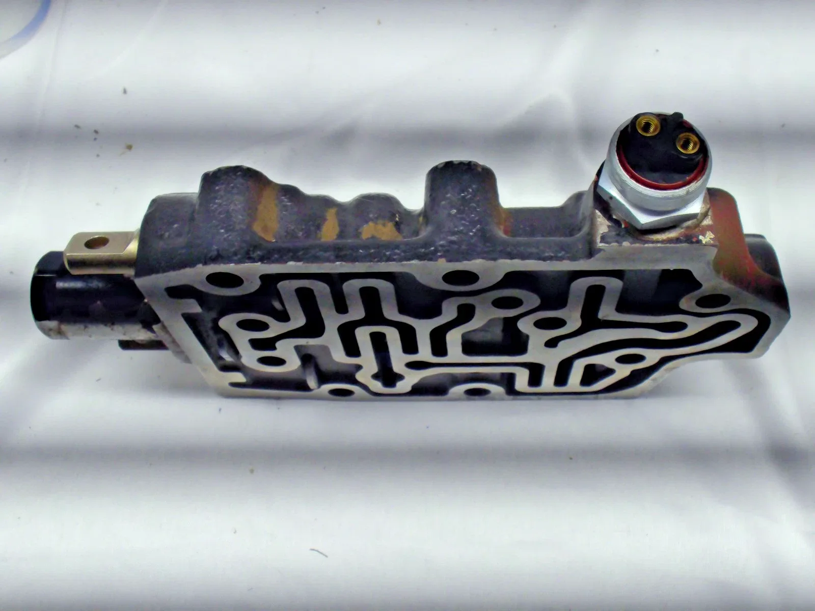 DANA 234427 Transmission valve body  2520-01-10-7958 image 3