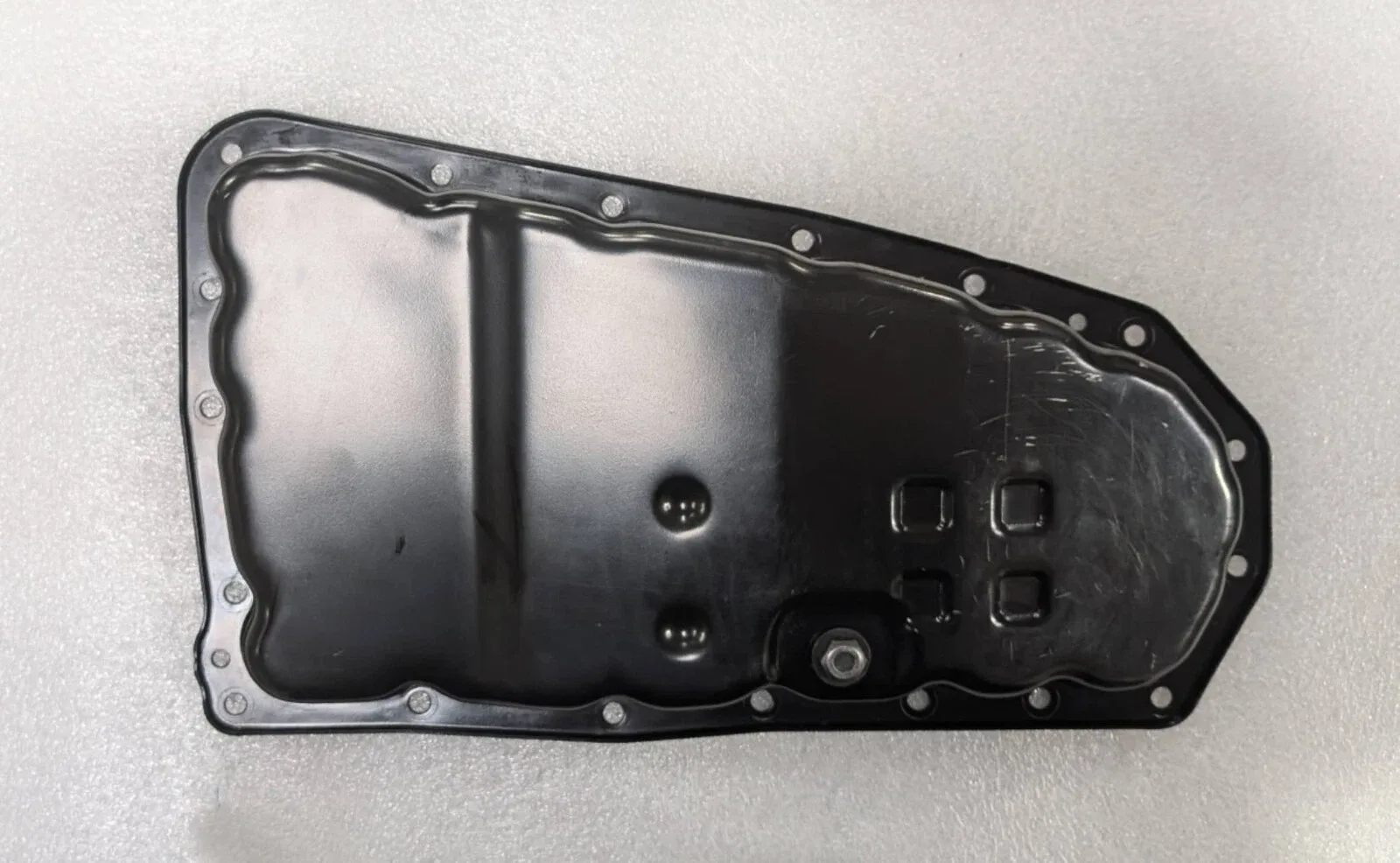 RE0F10A / JF011E CVT 20-Hole Oil Pan 31390-1XF00 (Nissan Sentra, Rogue, NV200) image 2