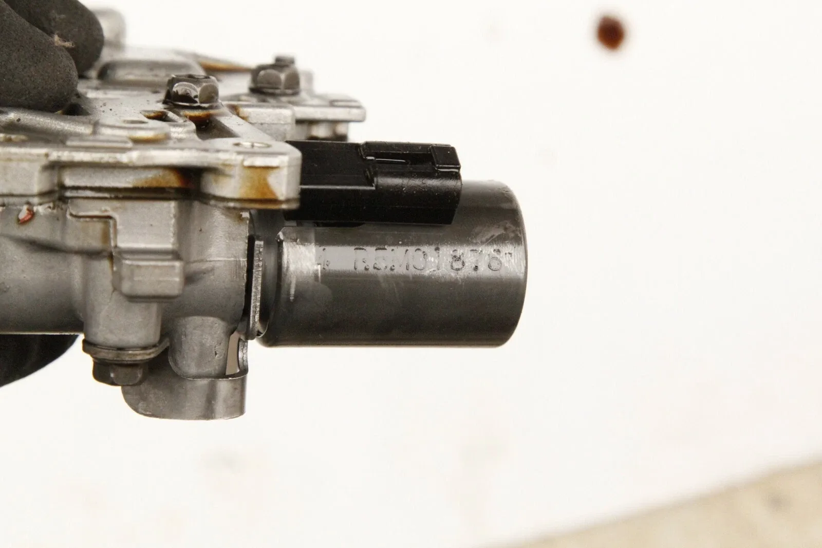 06-13 Lexus GS300 AWD Transfere Case Valve Body Solenoid OEM Factory image 3