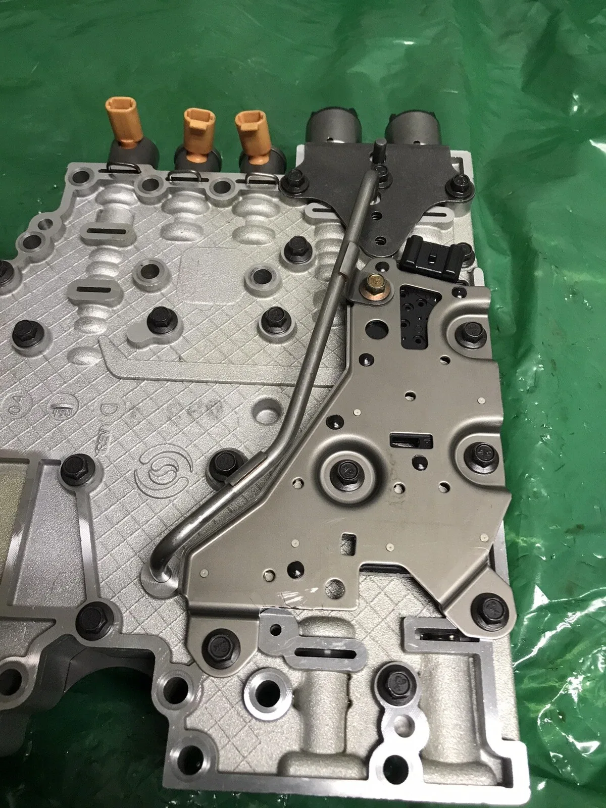 GM ALLISON 1000 2000 2400 TRANS VALVE BODY 7 SOL 1 TUBE 29541592 29539802 04-05 image 4