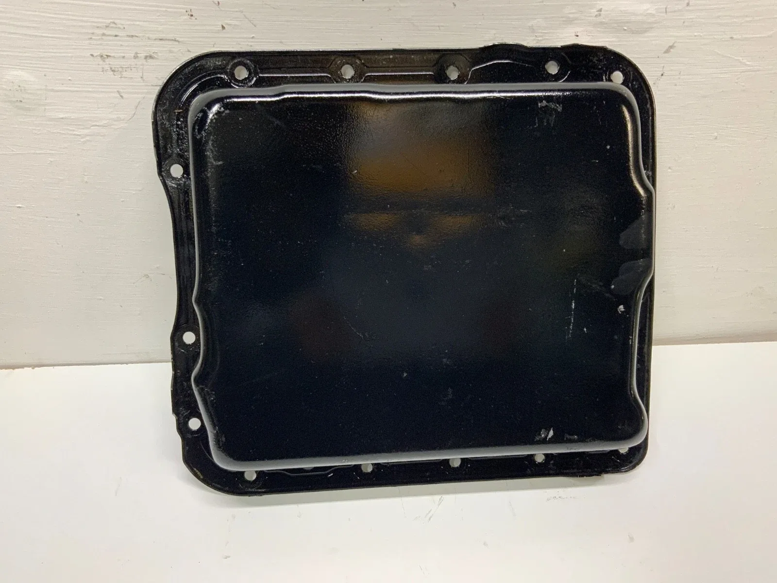 GM 700R4 AUTOMATIC TRANSMISSION OIL PAN 16 HOLES 2 1/4 DEEP CHEVROLET image 2