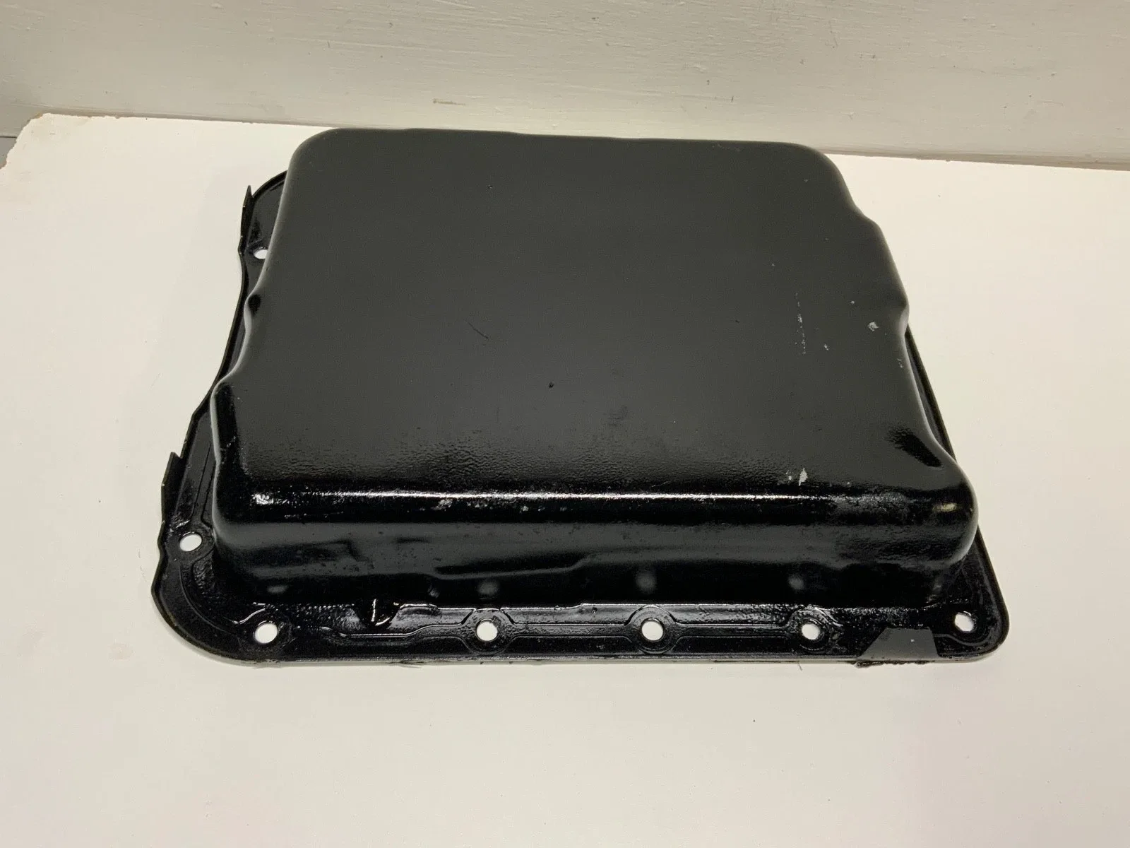 GM 700R4 AUTOMATIC TRANSMISSION OIL PAN 16 HOLES 2 1/4 DEEP CHEVROLET
