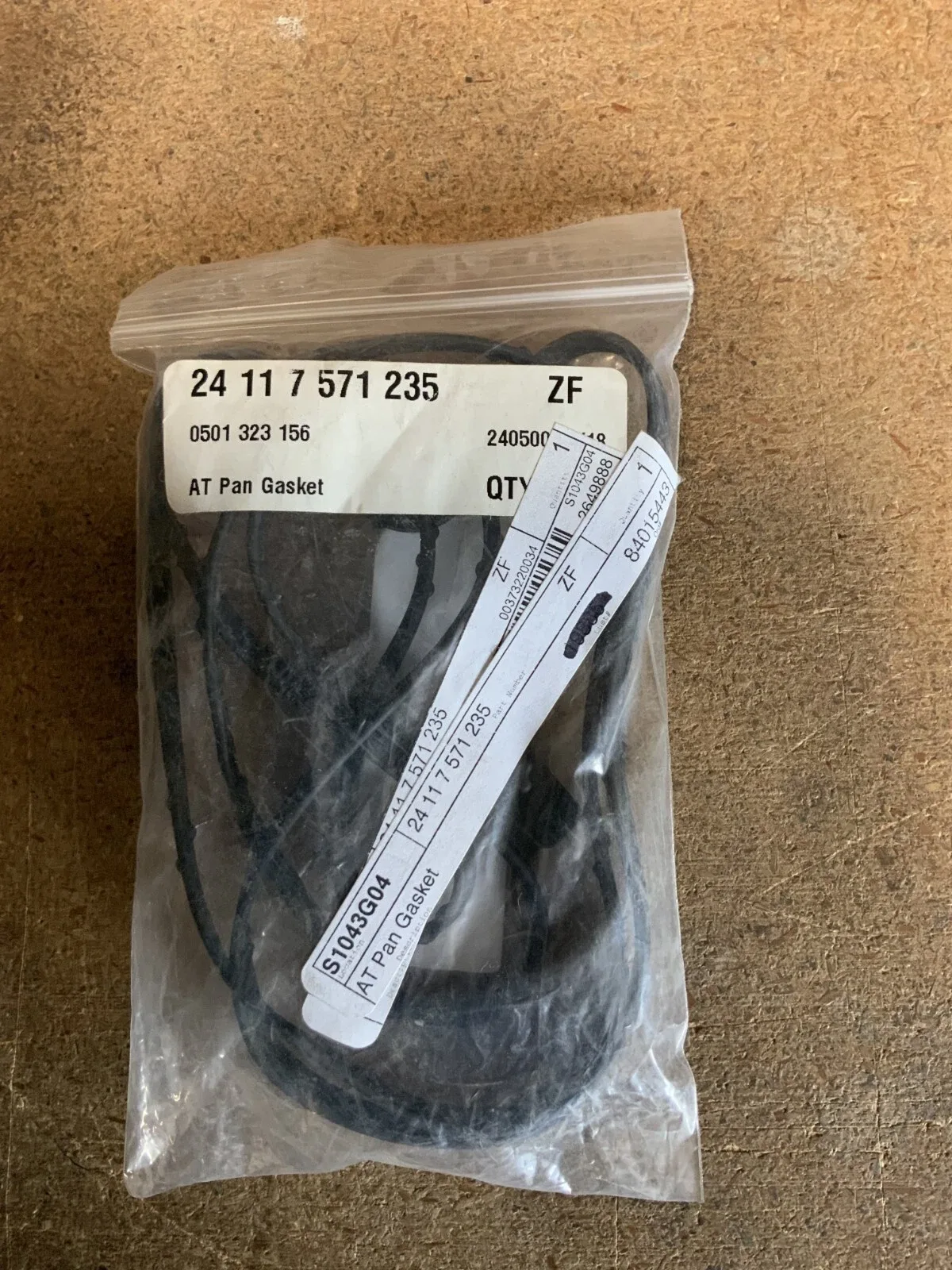 Transmission Oil Pan Gasket / Seal 24117571235