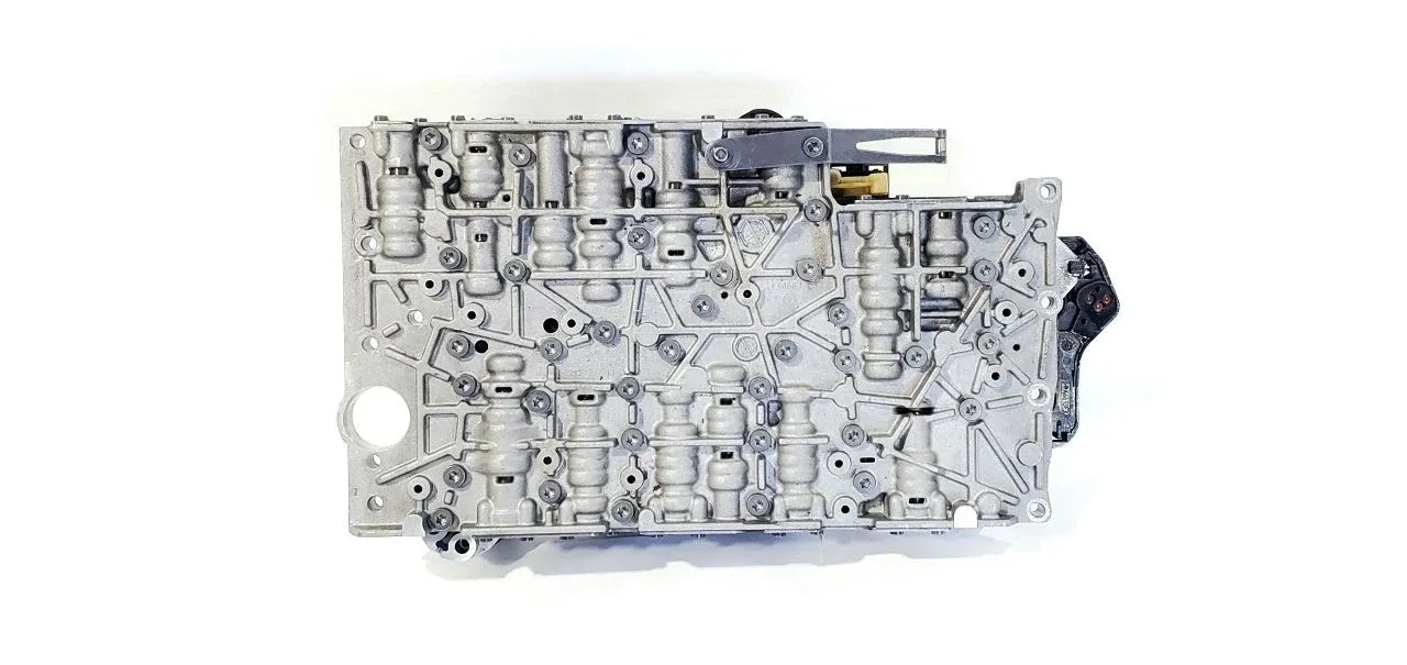 2012 Mercedes CLS550 OEM Transmission Valve Body image 2