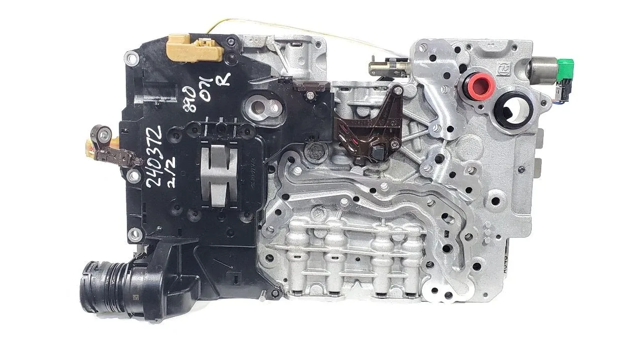 2016 Jaguar XJ 3.0L Automatic Transmission Valve Body - MPN 3635422 image 2